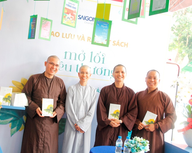 Moi nhan duyen cua 'Mo loi yeu thuong' hinh anh 2