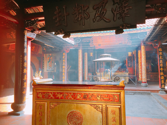 {title} Chuyện nhỏ ở Chợ Lớn