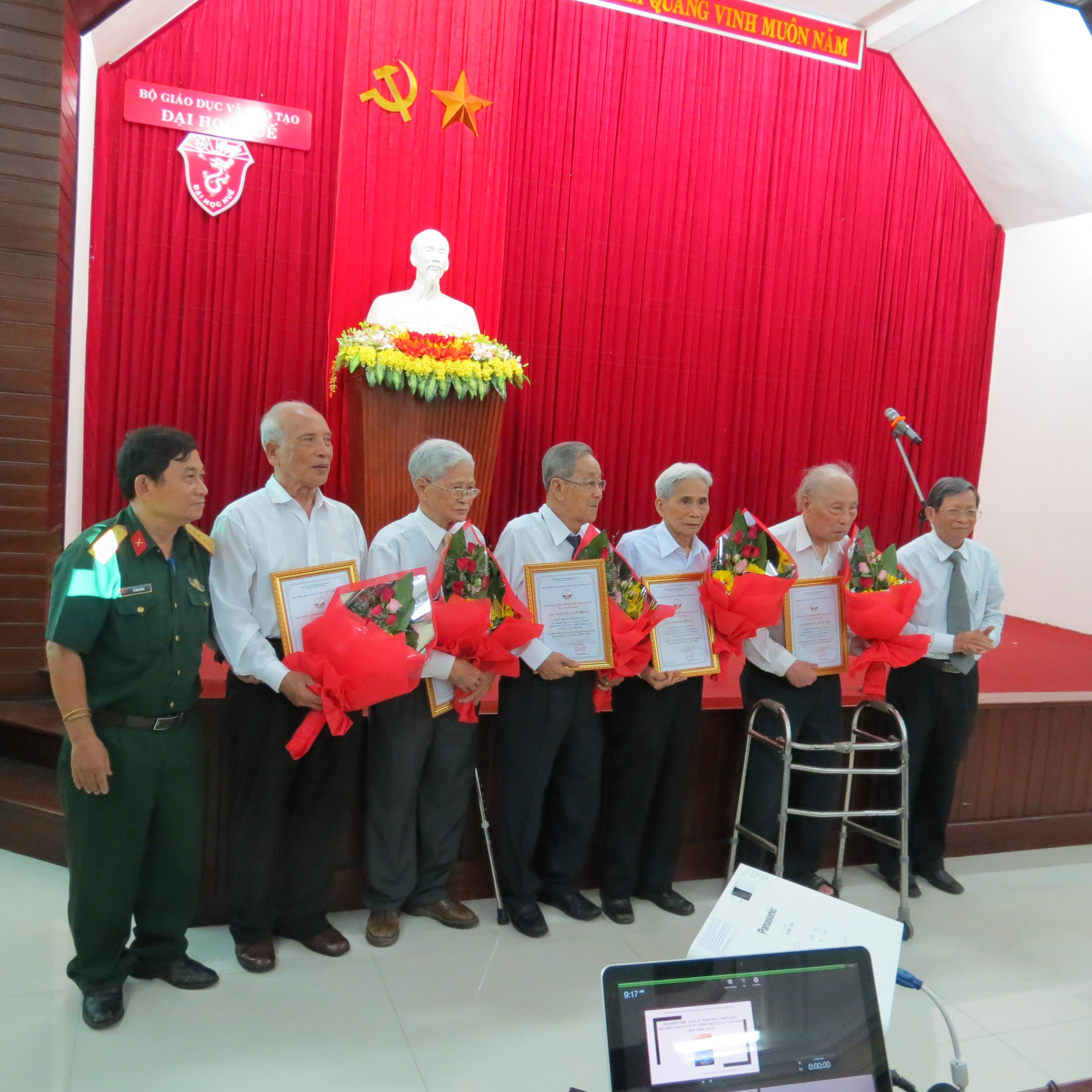 Giới thiệu sách ‘Tù chính trị câu lưu Côn Đảo 1957-1975 từ thực tiễn nhìn lại’
